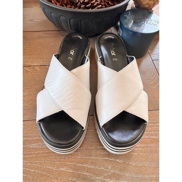 Gabor Women's Berwick Mules Sandals Size 7.5 (RUNS BIG LIKE 9) - Picture 2 of 6